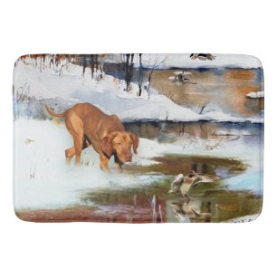 Hungarian Vizsla, hunting ducks in winter Bath Mat