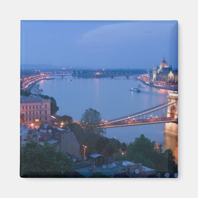 HUNGARY, Budapest: Szechenyi (Chain) Bridge, 2 Magnet (Front)