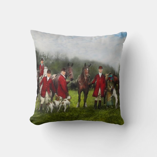 Hunter - The fox hunt - Tally-ho 1924 Cushion (Front)