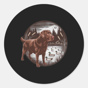 Hunting Chocolate Labrador Classic Round Sticker