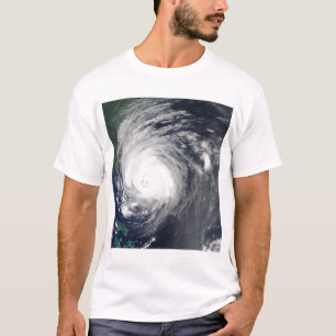 Hurricane Earl grazing the North Carolina coast T-Shirt