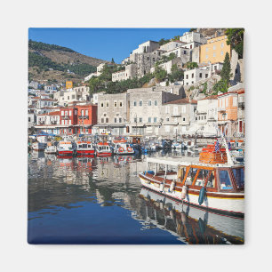 Hydra has surely the most picturesque harbour in G Magnet