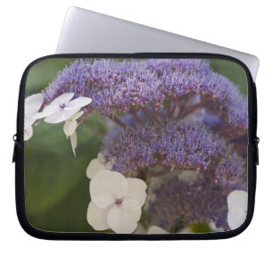 Hydrangea bloom, Dr. Sun Yat-Sen Chinese garden Laptop Sleeve