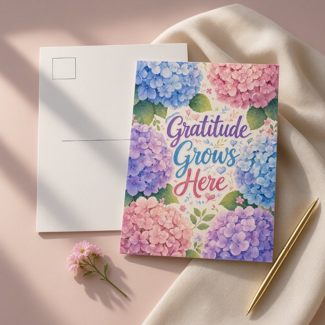 Hydrangea : Gratitude Grows Here Postcard (Hydrangea : Gratitude Grows Here Postcard)