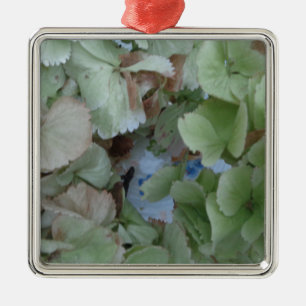 Hydrangea leaves metal tree decoration