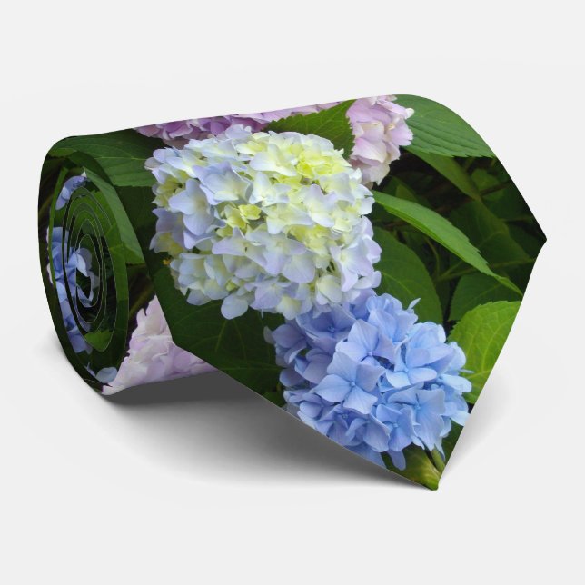 Hydrangeas Tie (Rolled)