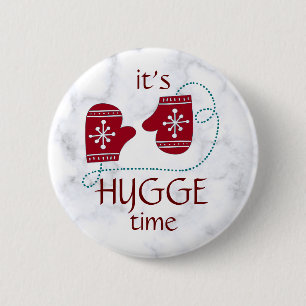 Hygge Time Nordic Red Mittens Vintage Holiday 6 Cm Round Badge