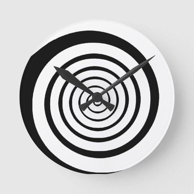 hypnotic spiral round clock (Front)
