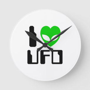 I Alien Heart UFO Round Clock