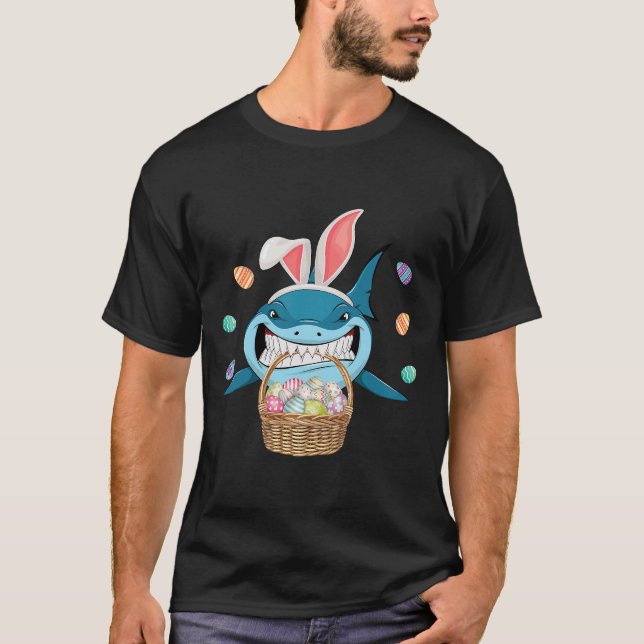 I am a professional designer with several years T-Shirt (Front)