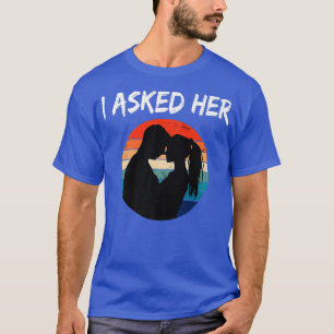 I Asked Her Fiance Proposal Engagement Reveal Groo T-Shirt