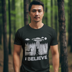 I Believe Big foot, Ufo, Ness Funny Big foot T-Shirt