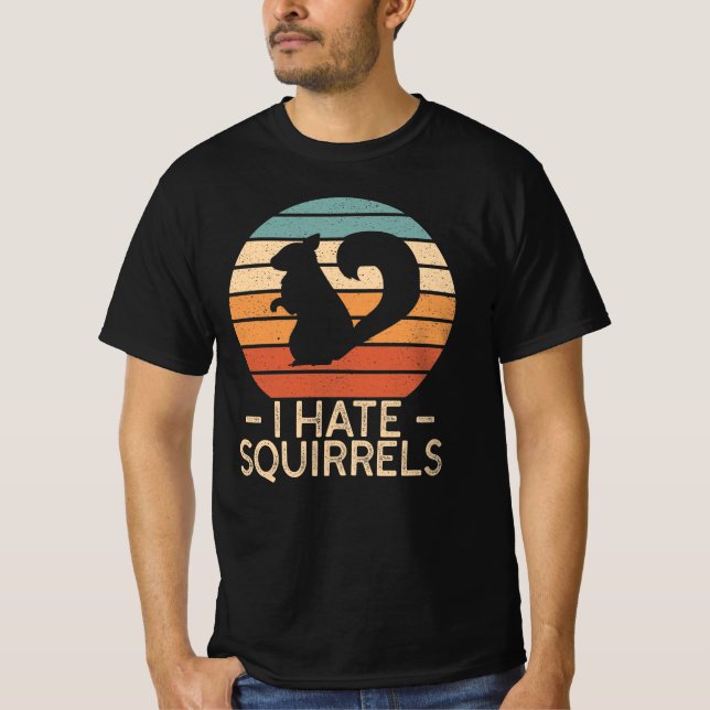 I Hate Squirrels - Funny Retro Style T-Shirt (Front)