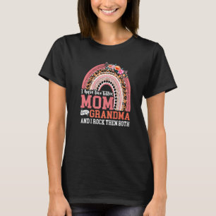 I Have Two Titles Mum Grandma And I Rock Them Moth T-Shirt