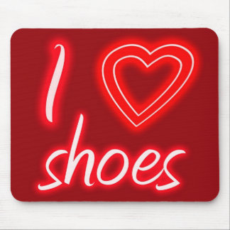 I heart shoes mouse pad