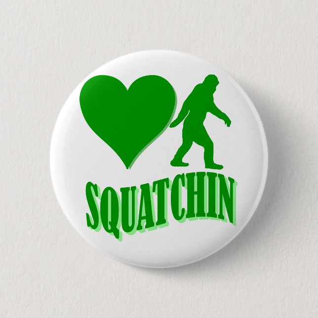 I heart squatchin 6 cm round badge (Front)