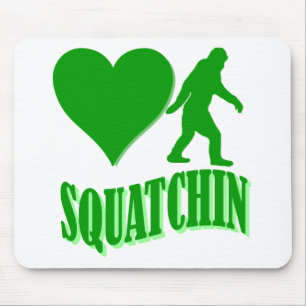 I heart squatchin mouse pad