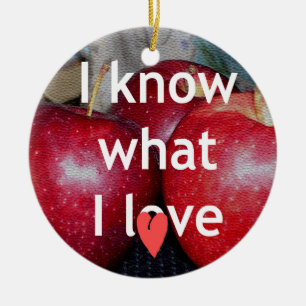 "I Know What I Love" – Apple-Themed Design Ceramic Tree Decoration