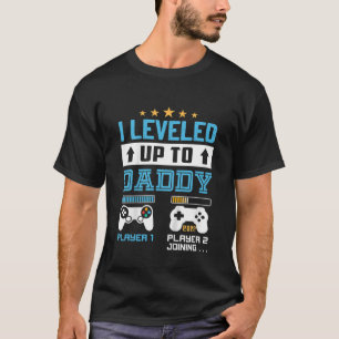 I Levelled Up To Daddy 2022 Funny Soon To Be Dad 2 T-Shirt