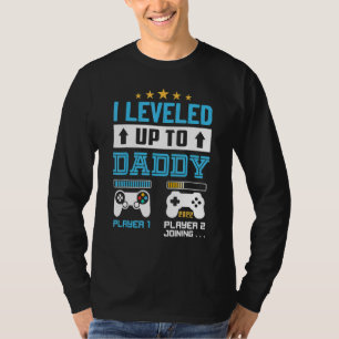 I Levelled Up To Daddy 2022  Soon To Be Dad 2022 T-Shirt