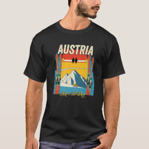 I Like To Do Grafitti Art Funny Vintage Get Up. T-Shirt
