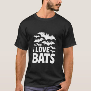 I Love Bats Halloween Bat Design T-Shirt