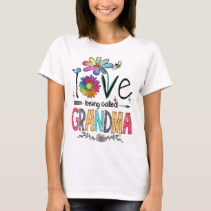 I Love Being Called Grandma Daisy Flower Cute Moth T-Shirt