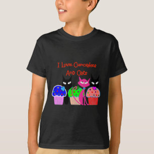 "I love cupcakes and cats"--Cupcake Lovers Gifts T-Shirt