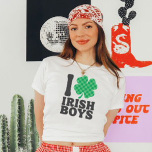 I Love Irish Boys Funny Shamrock St Patricks Day T-Shirt