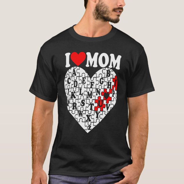 I Love Mum Redheart Word Search Valentines Day V D T-Shirt (Front)