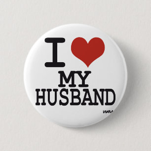 I love my husband 6 cm round badge