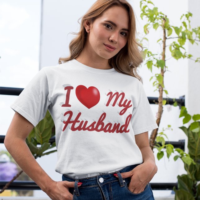 I Love My Husband cute red text T-Shirt (Creator Uploaded)
