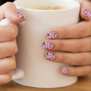 I love my mouse pattern in pink minx nail art