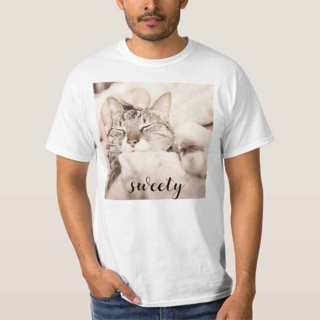 I love my sweet little cat photo T-Shirt (Front)