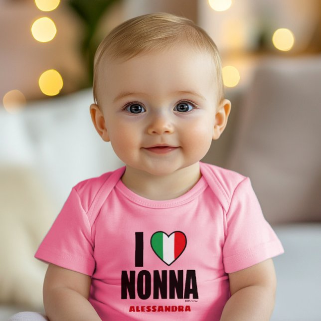 I LOVE NONNA personalised Pink Baby Bodysuit (Baby bodysuit with “I LOVE NONNA,” customizable with Nonna’s name, celebrating Italian grandmother)