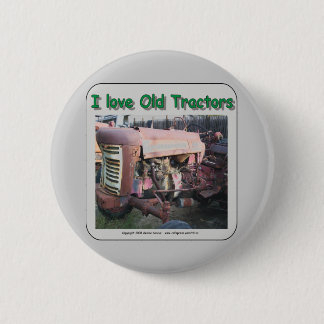 I love old IH tractors 6 Cm Round Badge