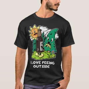 I Love Peeing Outside Retro Funny Camping Drinking T-Shirt