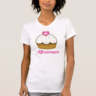 i love skull cupcakes! T-Shirt