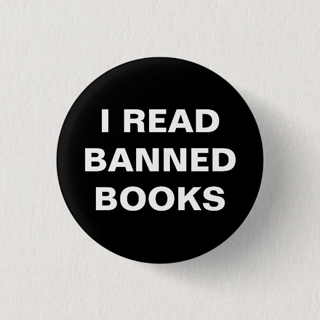 I READ BANNED BOOKS 3 CM ROUND BADGE (Front)