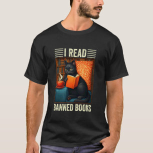 I Read Banned Books Funny Black Cat Reader Bookwor T-Shirt