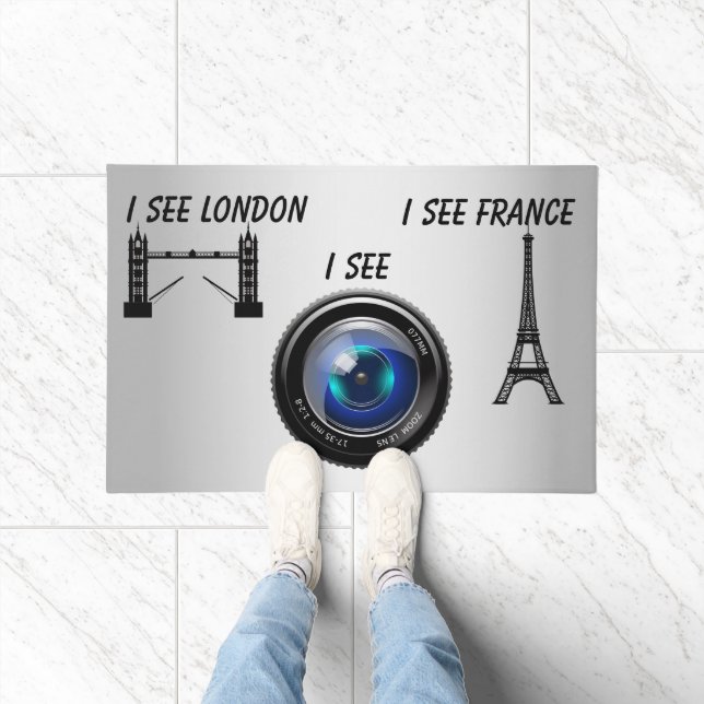 I See London I See France Funny Creepy Doormat (Indoor)
