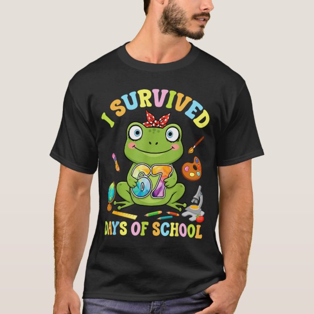 I Survived Six Seven Days Of School Cute Frog Stud T-Shirt (Front)