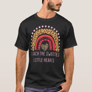 I Teach The Sweetest Hearts Leopard Teacher Valent T-Shirt