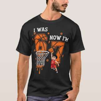 I Was 6 Now I'M 7 Basketball Birthday 6 7 Meme T-Shirt