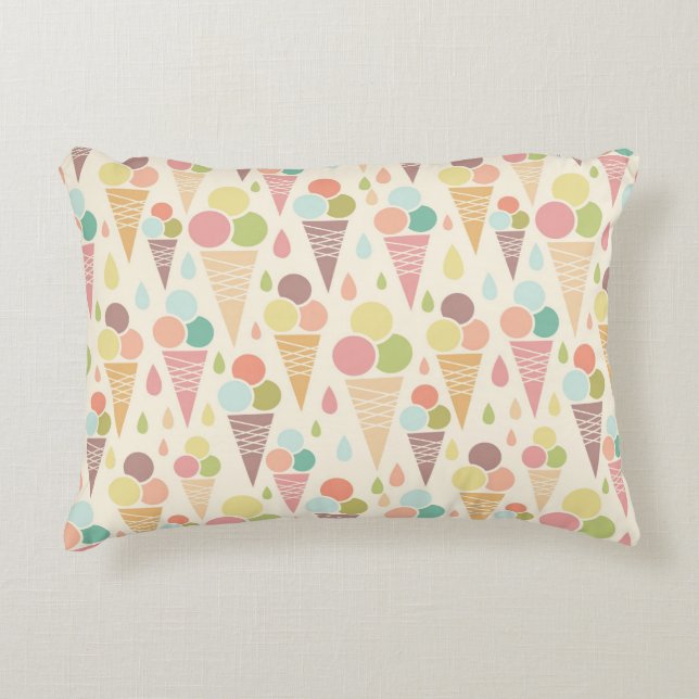 Ice cream cones pattern decorative cushion (Front)