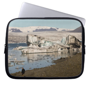 Iceberg formations laptop sleeve
