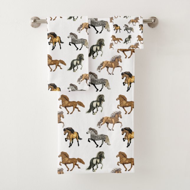 Icelandics in Gait Bath Towel Set (Insitu)