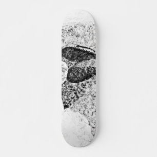 icy seeds in love skateboard