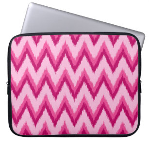 Ikat Chevron Stripes - Fuchsia and Pale Pink Laptop Sleeve