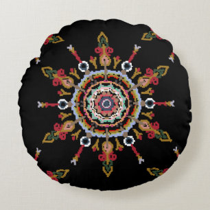 Ikat Damask Red Green Vintage Round Cushion